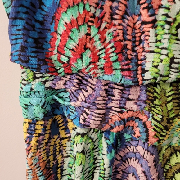 Women's Soft Silk Patterned Textured Tank Top Sz 2 - Picture 5 of 11